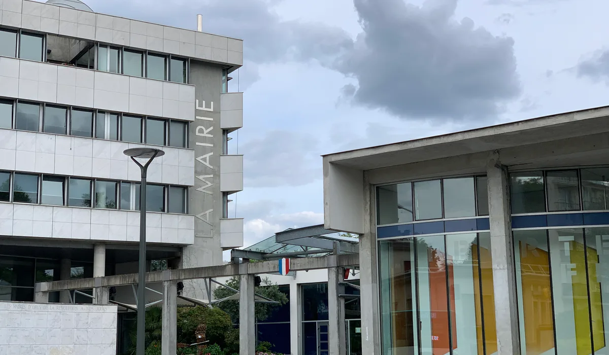 Casse auto et pièces détachées à Orly (94)